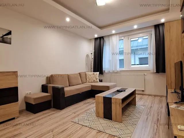 Eladó lakás Budapest VIII. kerület, Corvin negyed 47 nm