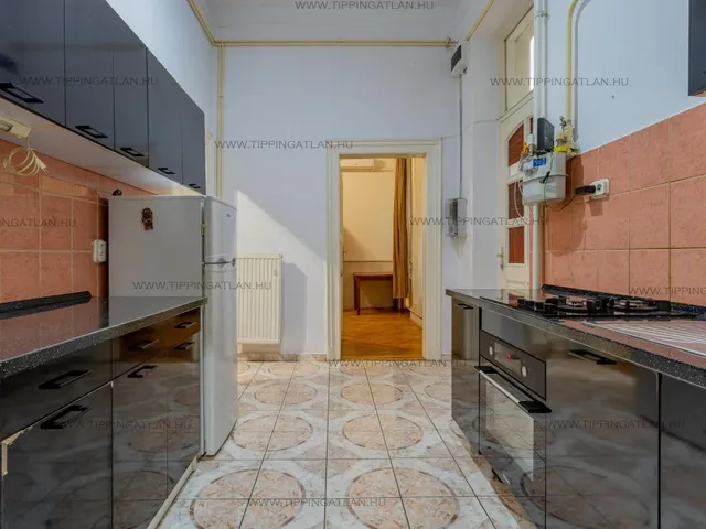 Eladó lakás Budapest VI. kerület, Paulay Ede utca 50 nm