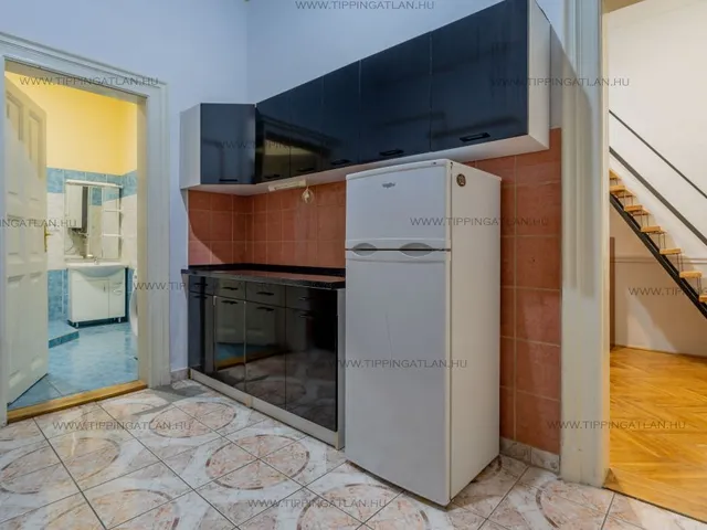 Eladó lakás Budapest VI. kerület, Paulay Ede utca 50 nm