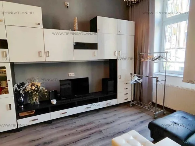 Eladó lakás Budapest VIII. kerület, Rákóczi út 70 nm