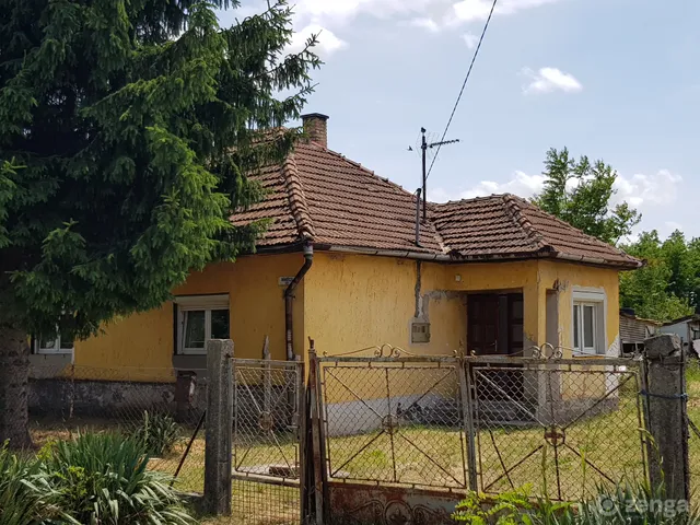 Eladó ház Tenk 105 nm