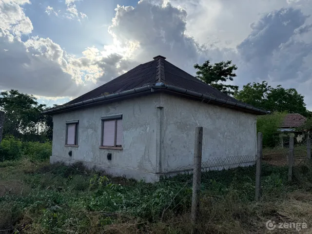 Eladó ház Tenk 80 nm