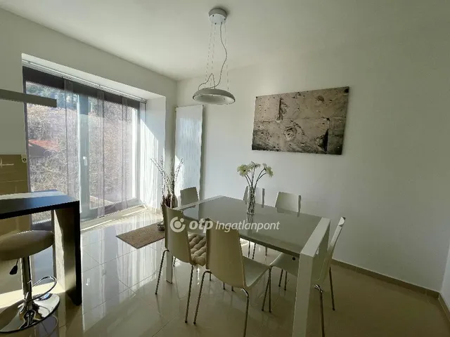 Eladó ház Pécs 184 nm