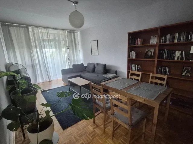Eladó lakás Pécs 64 nm