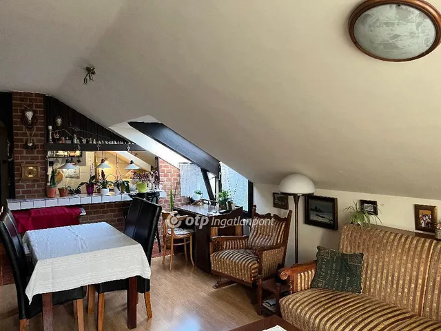 Eladó lakás Pécs 72 nm