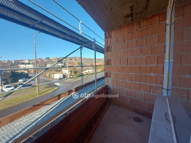 Eladó lakás Pécs, Egyetemváros 34 nm
