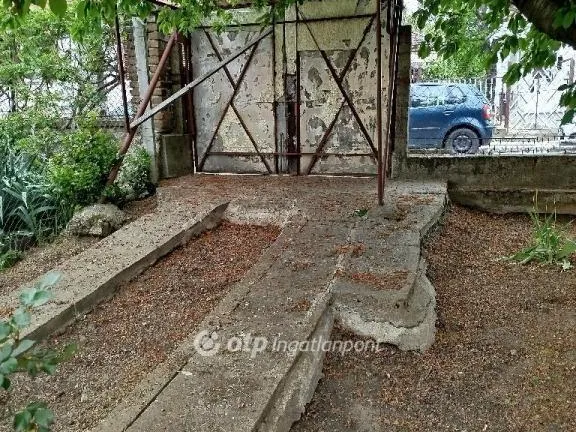Eladó ház Pécs 28 nm