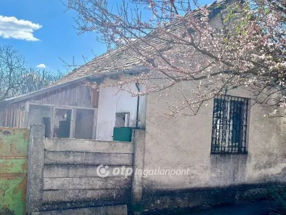 Eladó ház Siklós 63 nm