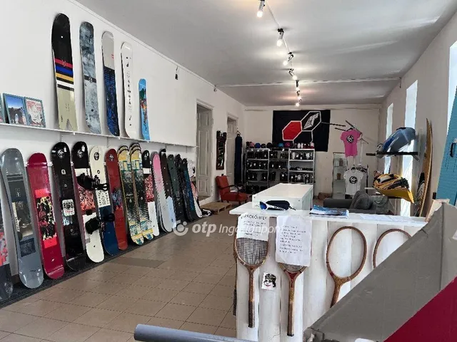 Eladó lakás Pécs, Belváros 155 nm