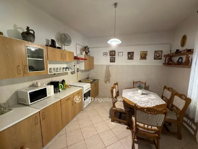 Eladó ház Geresdlak 130 nm