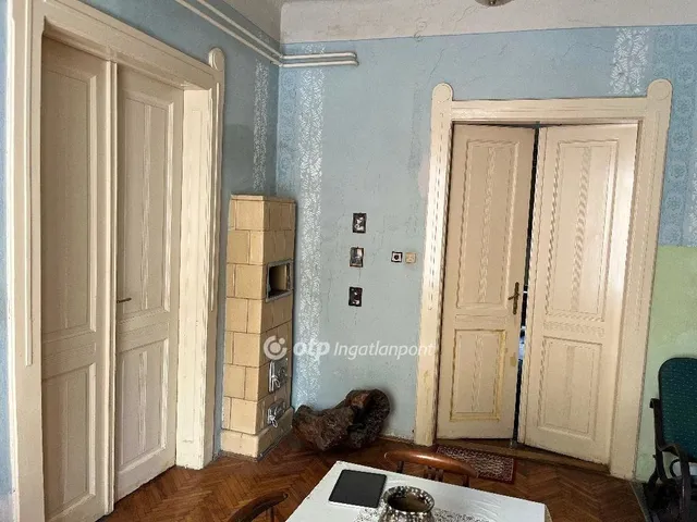 Eladó lakás Pécs 88 nm