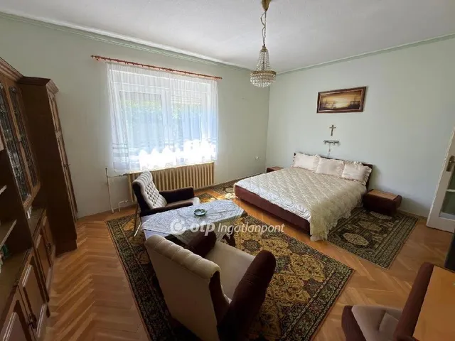Eladó ház Geresdlak 130 nm