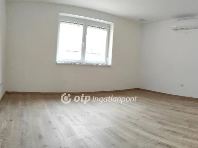 Eladó ház Aranyosgadány 198 nm