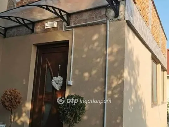 Eladó ház Bár 105 nm