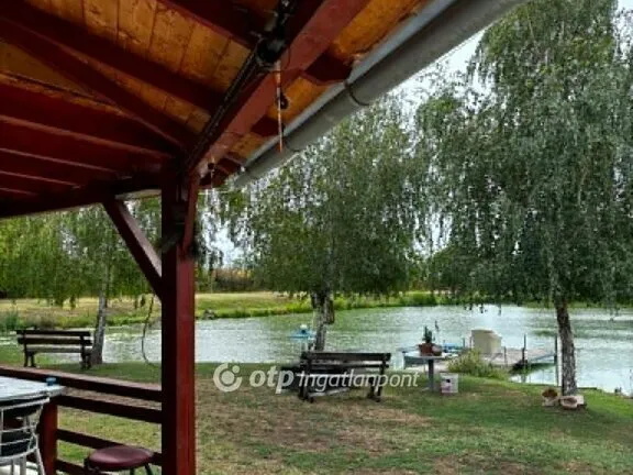 Eladó nyaraló Bakonya 154 nm