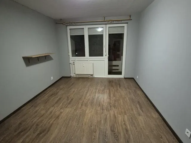 Kiadó lakás Debrecen, Tócóskert, István út 54 nm