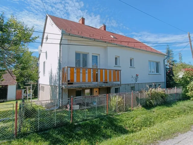 Eladó ház Csonkahegyhát 95 nm