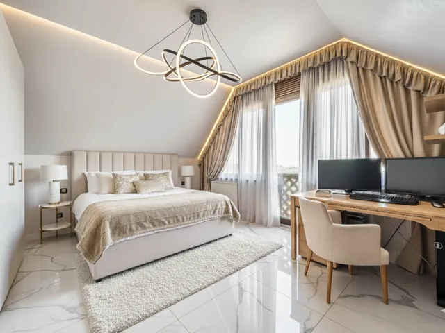 Eladó lakás Budapest XII. kerület, Árnyas út 151 nm