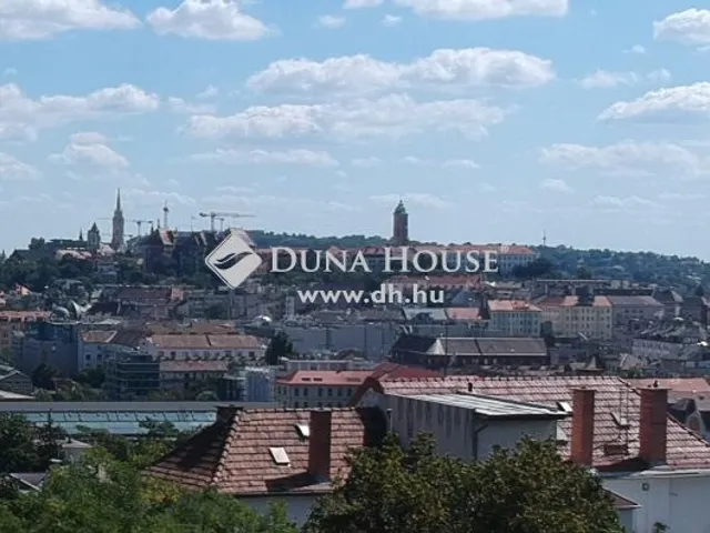 Eladó lakás Budapest II. kerület 174 nm