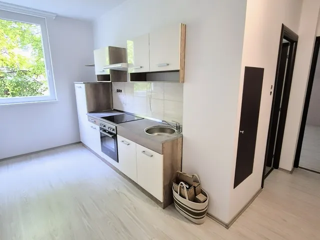 Eladó lakás Debrecen, Libakert 56 nm