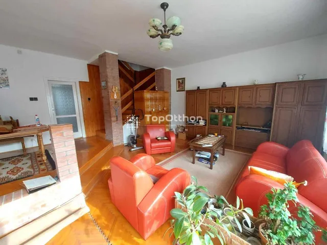 Eladó ház Debrecen, Falóger 134 nm