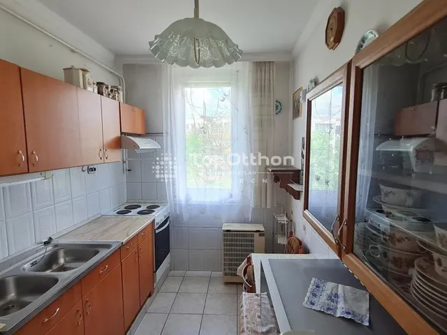 Eladó lakás Debrecen, Dobozikert 49 nm