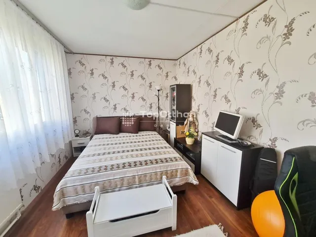 Eladó lakás Debrecen, Tócóskert 66 nm