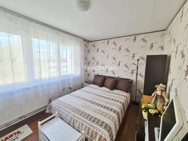 Eladó lakás Debrecen, Tócóskert 66 nm