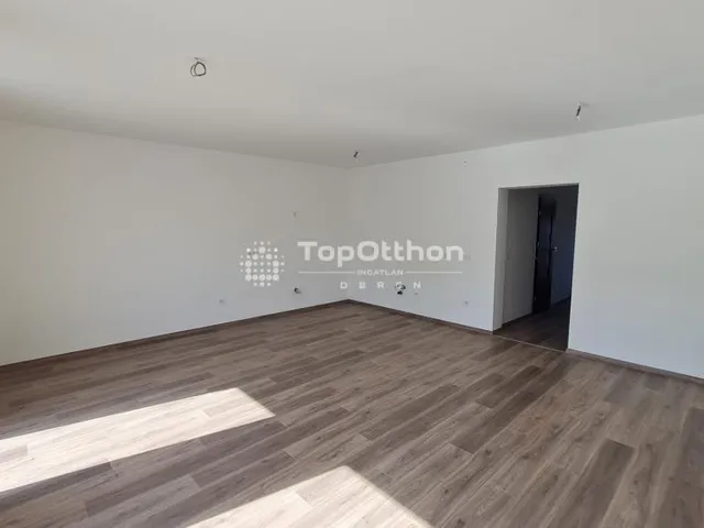 Eladó ház Debrecen, Hatvan utcai kert 118 nm