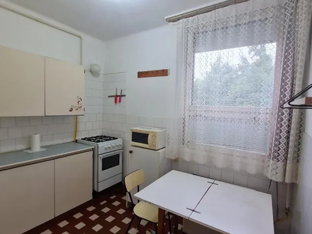 Kiadó lakás Debrecen, Nagyerdő 60 nm