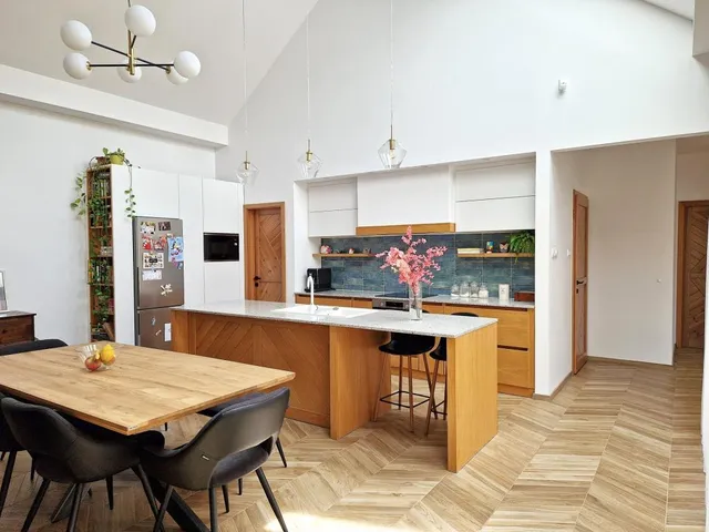 Eladó ház Debrecen, Köntöskert 180 nm