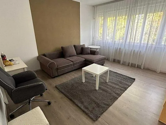 Kiadó lakás Debrecen, Egyetemváros 60 nm