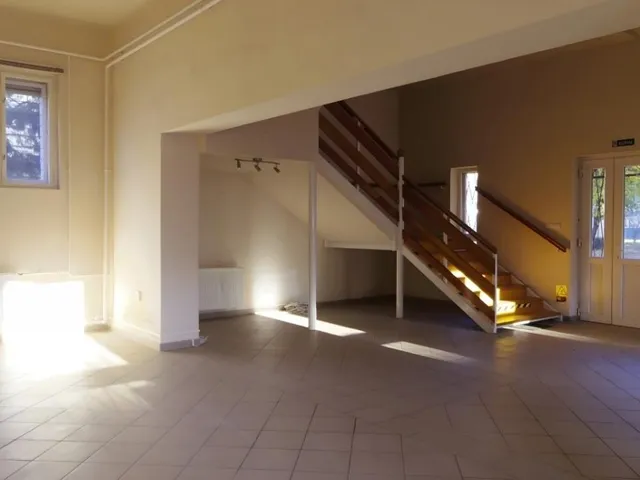 Kiadó kereskedelmi és ipari ingatlan Debrecen, Belváros 628 nm