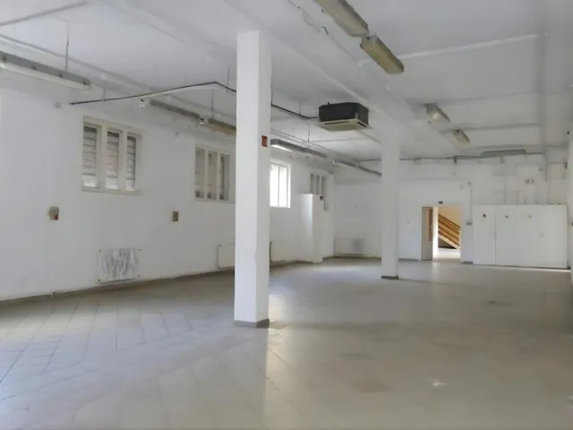 Kiadó kereskedelmi és ipari ingatlan Debrecen, Belváros 628 nm