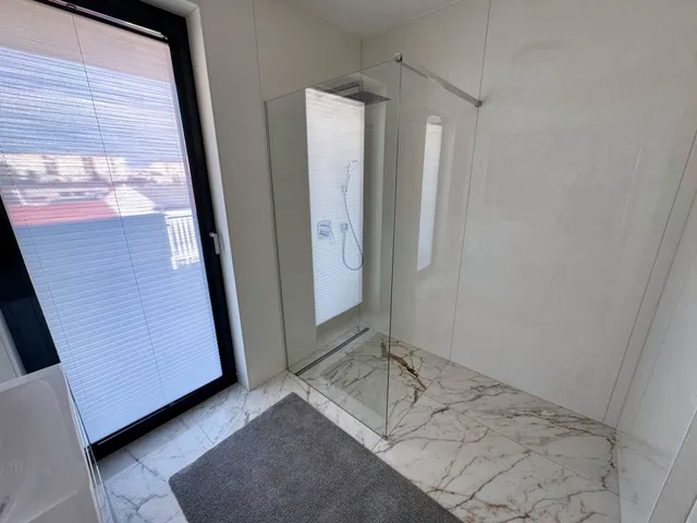 Eladó lakás Székesfehérvár 185 nm