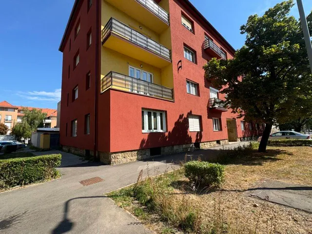 Eladó lakás Székesfehérvár 136 nm