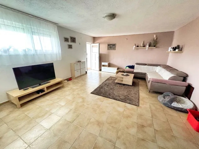 Eladó ház Székesfehérvár 400 nm