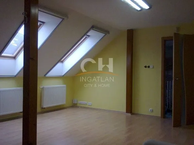 Eladó ház Székesfehérvár 180 nm