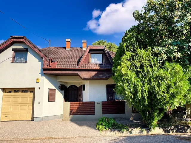 Eladó ház Székesfehérvár 120 nm