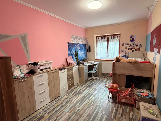 Eladó ház Szabadbattyán 140 nm