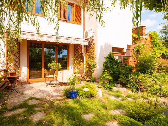 Eladó ház Székesfehérvár, Búrtelep 148 nm