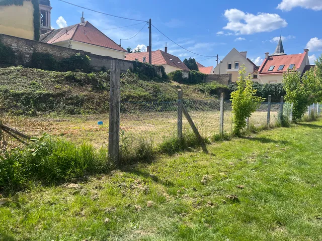 Eladó telek Pápa, Belváros 1112 nm