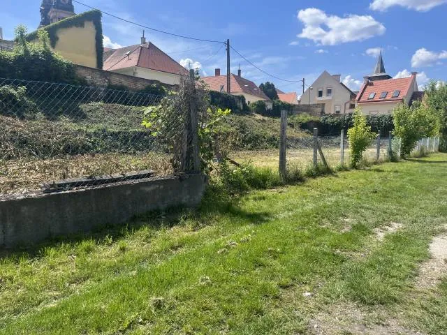 Eladó telek Pápa, Belváros, Csáky u. 8. 1112 nm