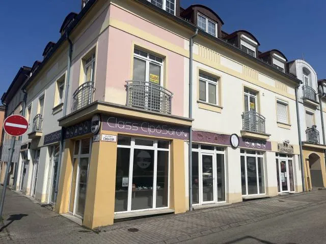 Eladó garázs Pápa, Belváros 16 nm