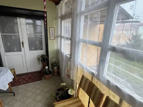 Eladó ház Mezőlak 78 nm