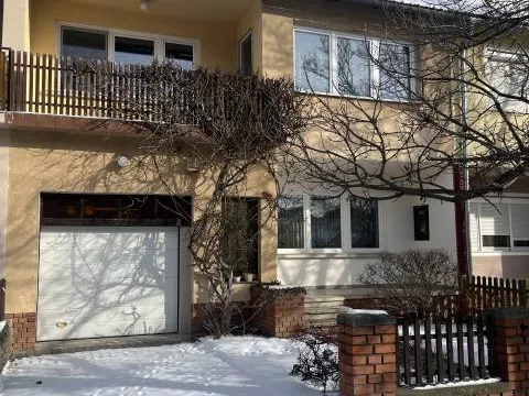 Eladó ház Pápa, Felsőváros 119 nm