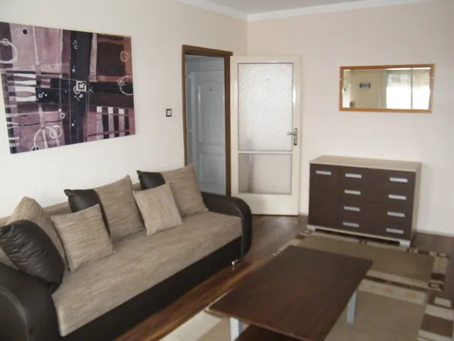 Kiadó lakás Pápa, Alsóváros 30 nm