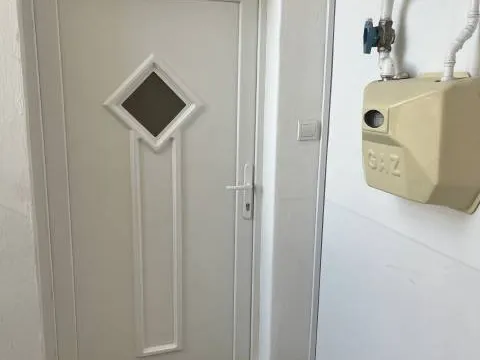 Kiadó lakás Pápa, Belváros 64 nm