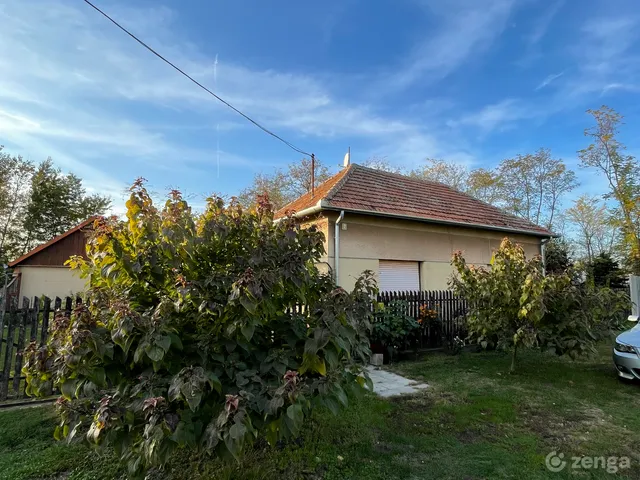 Eladó ház Csanytelek 86 nm