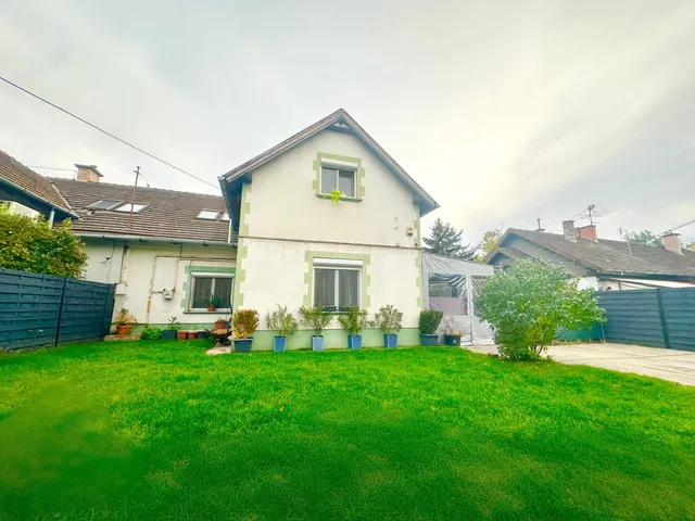 Eladó lakás Budapest VIII. kerület, Századosnegyed 100 nm